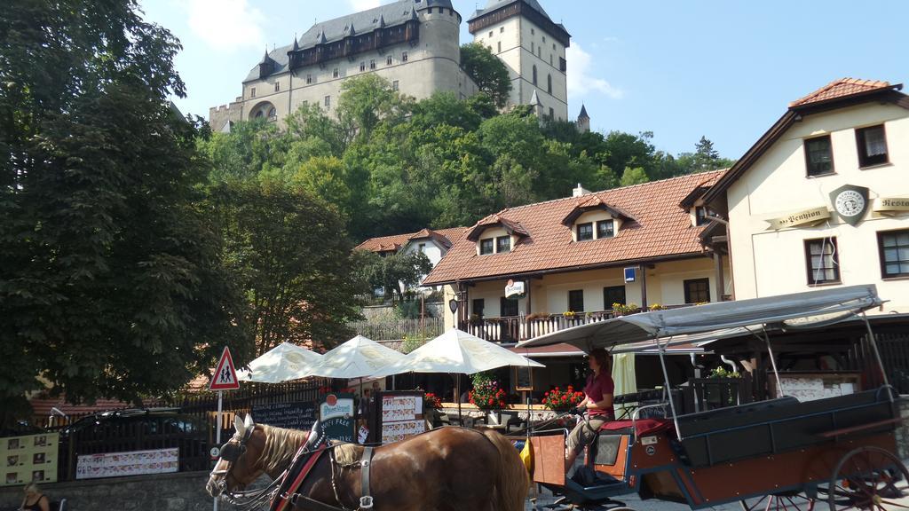 Hotel U Královny Dagmar Karlštejn Exterior foto